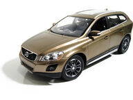 Radio-ohjattava Volvo XC60
