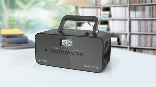 Muse M-22 BT (musta) On Mainio Kannettava FM-radio. Siinä On CD-soitin, AUX-in-liitäntä Ja Bl